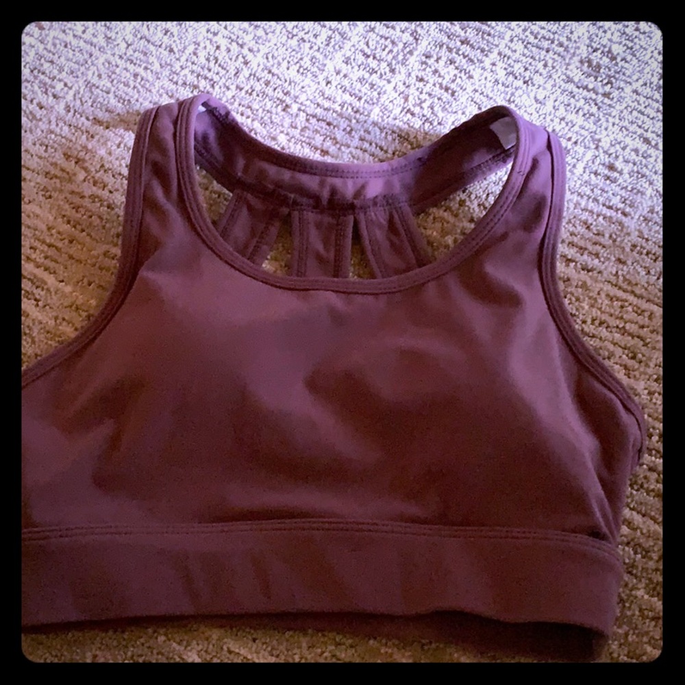NWOT NVGTN Trio Sports bra
